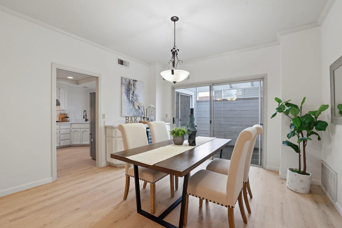 1059 Quail Creek Circle