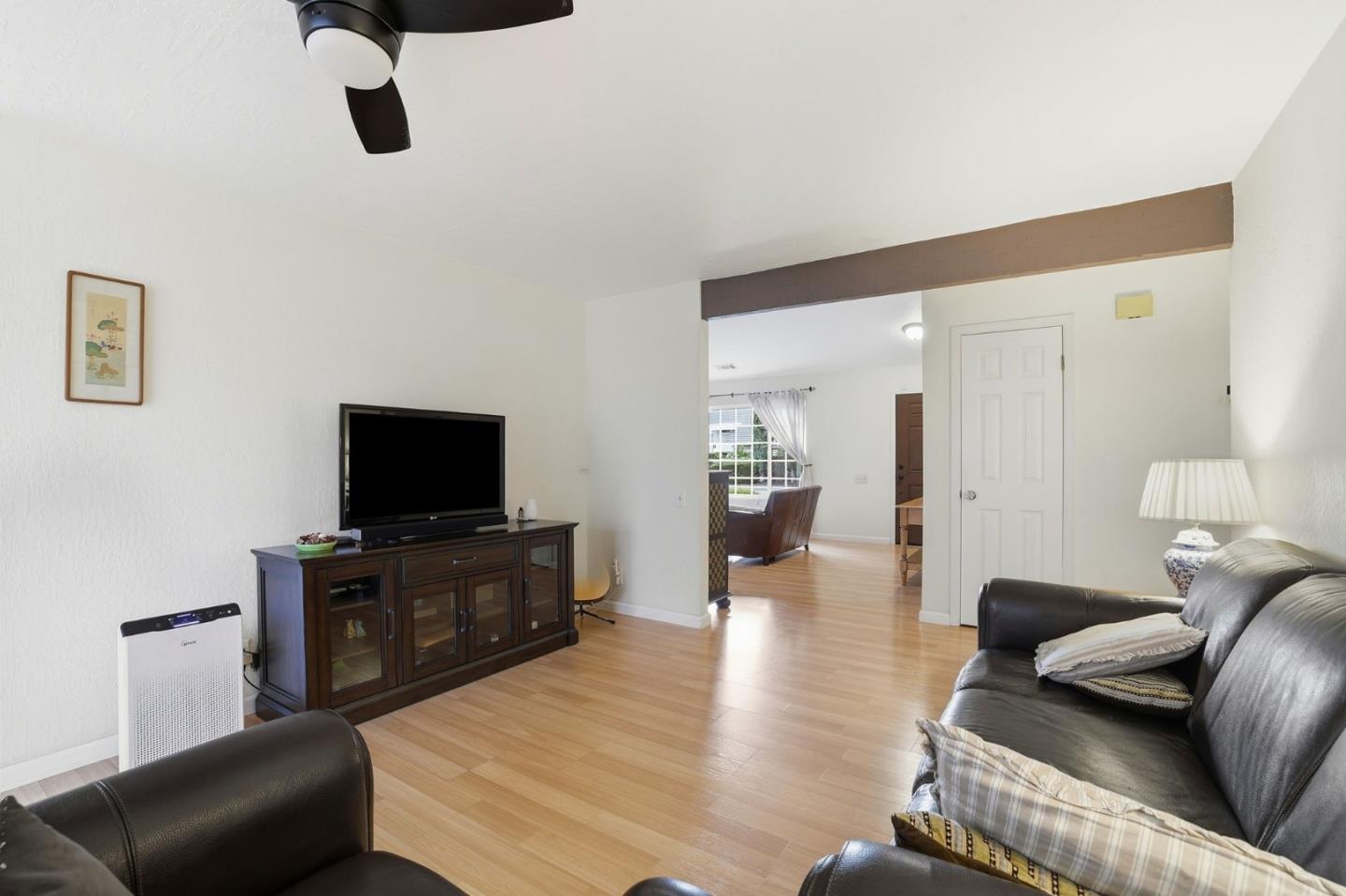 148 Red River Way