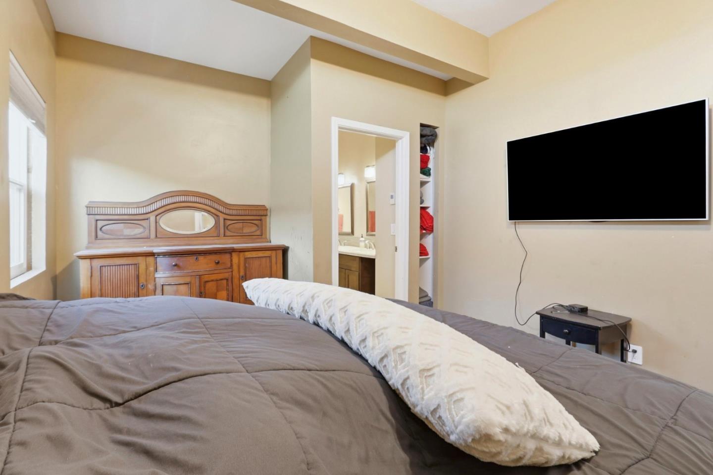 1218 South Almaden Avenue