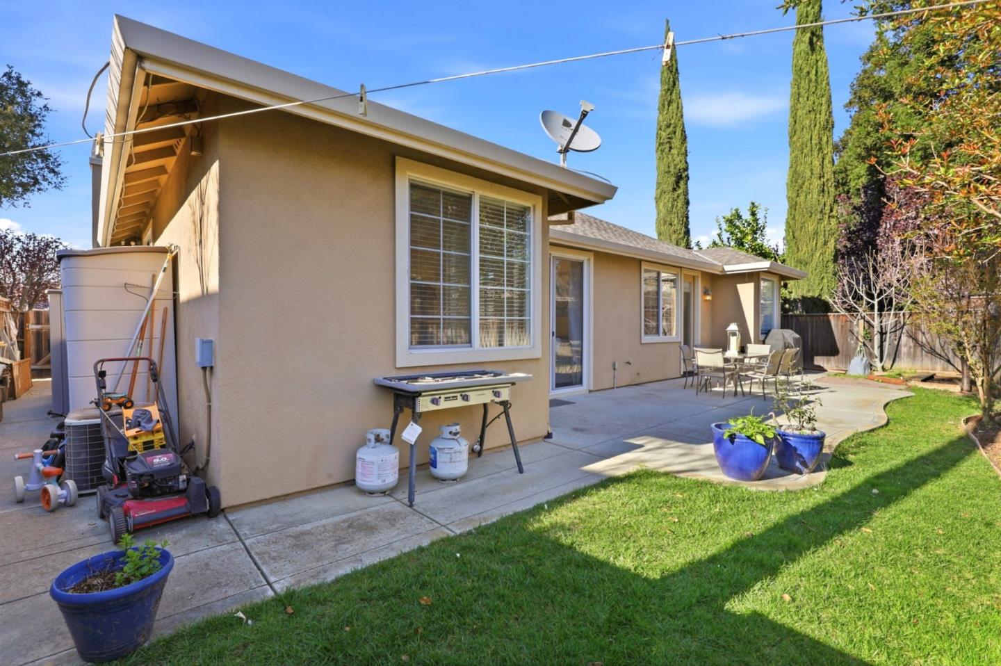 580 Calle Buena Vista