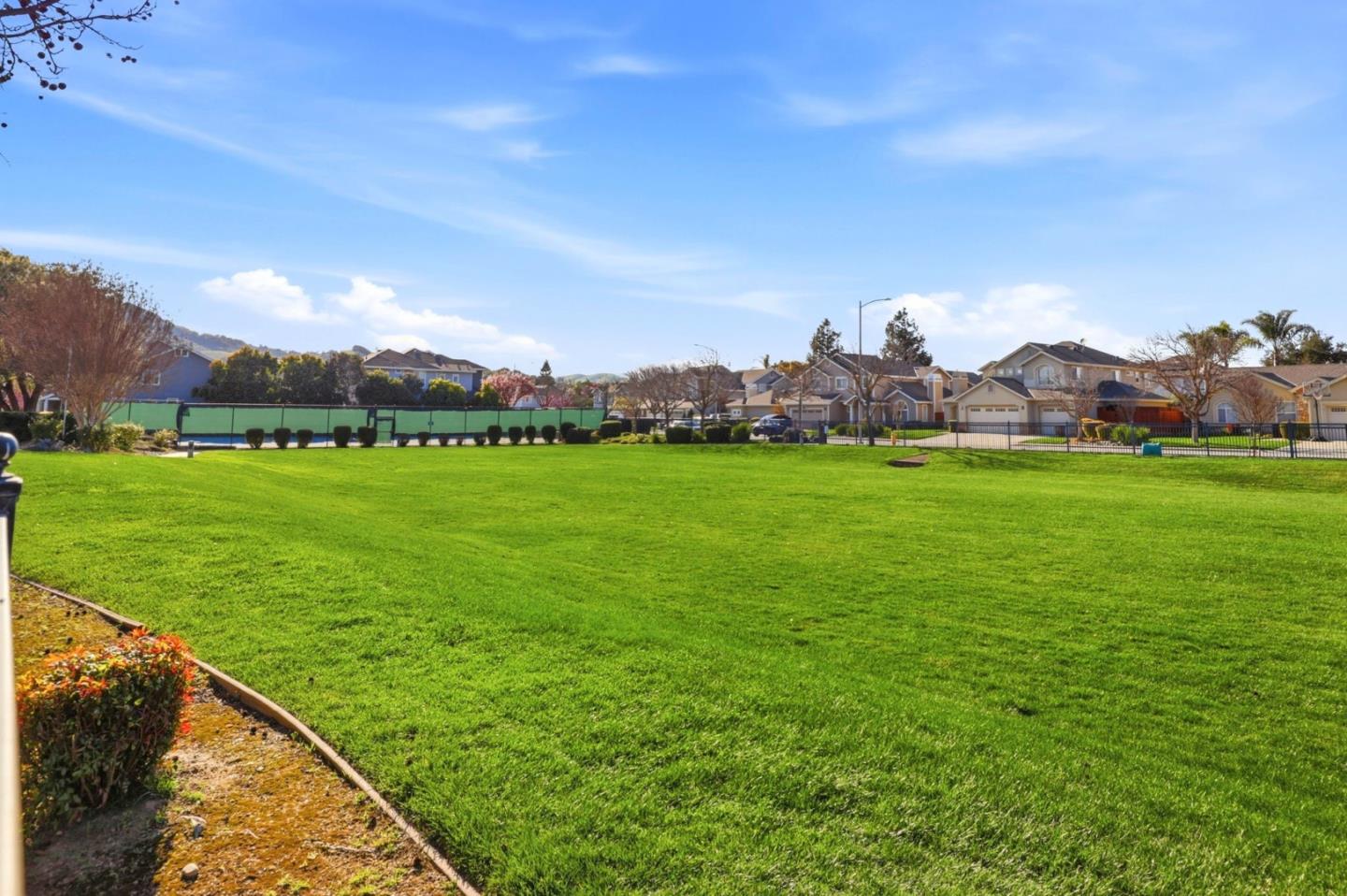 580 Calle Buena Vista