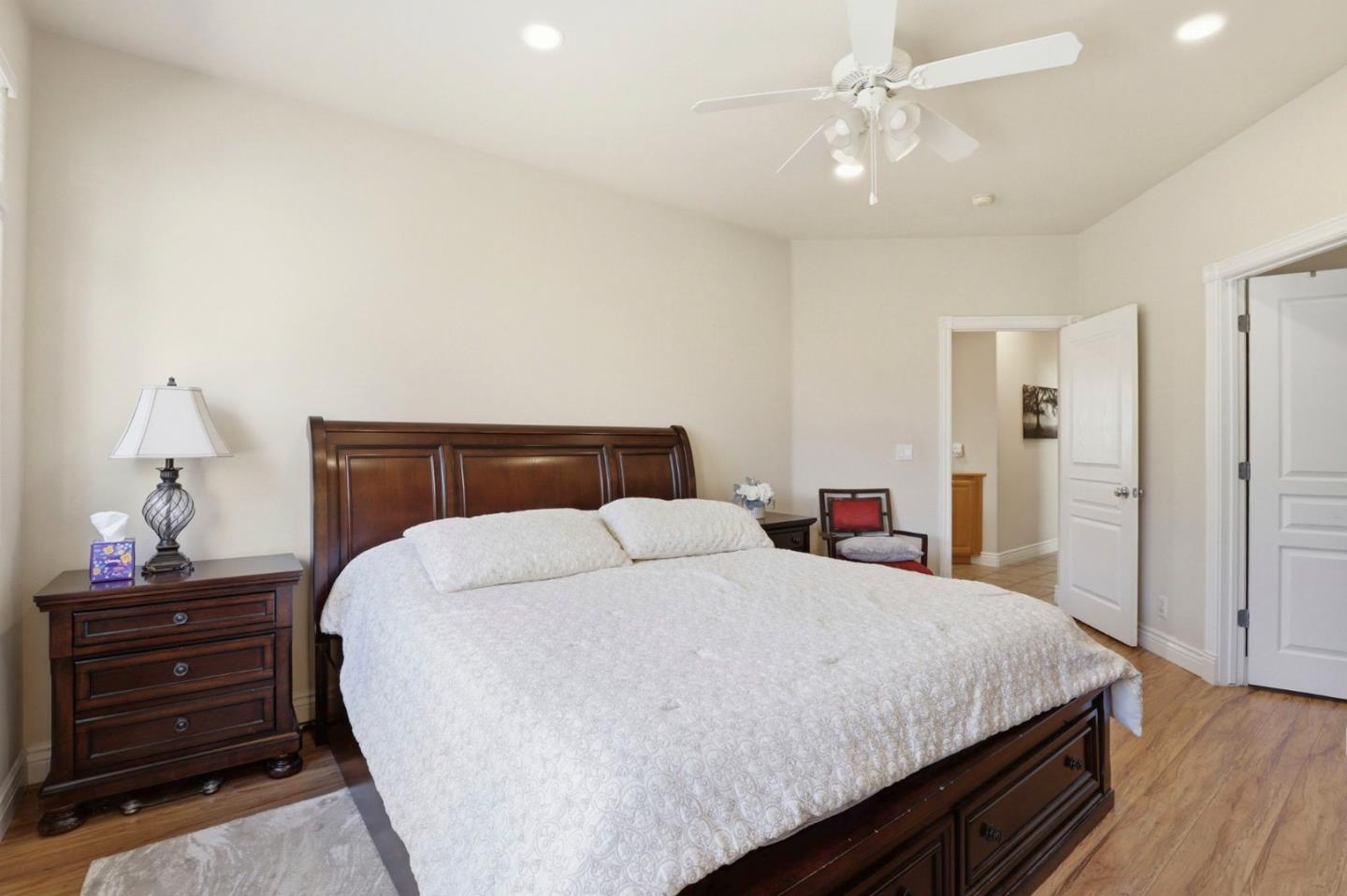 580 Calle Buena Vista