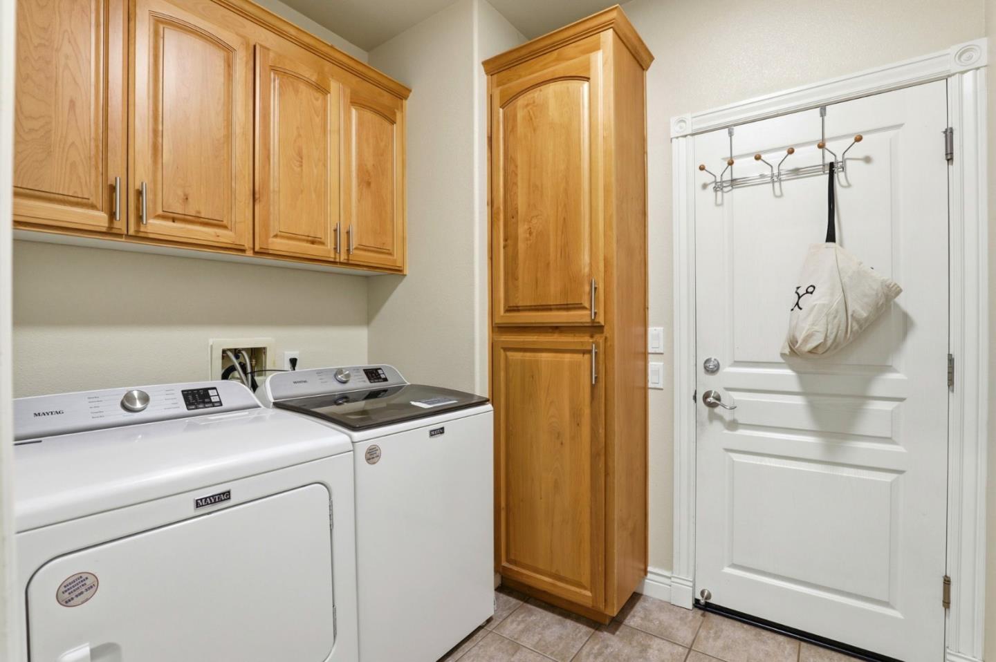 580 Calle Buena Vista