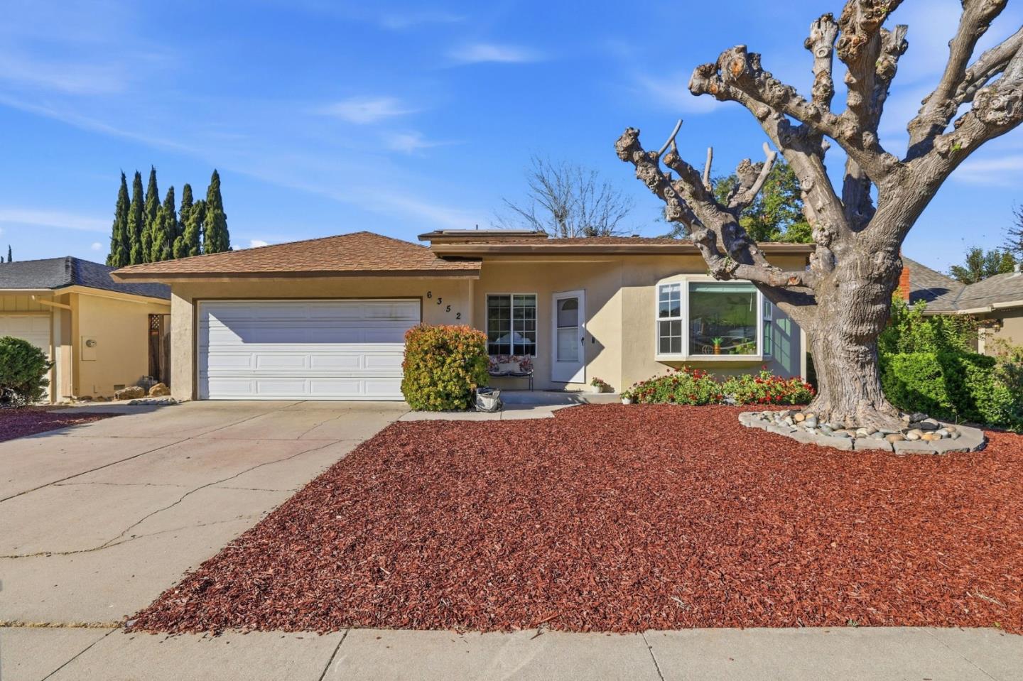 6352 Mayo Drive