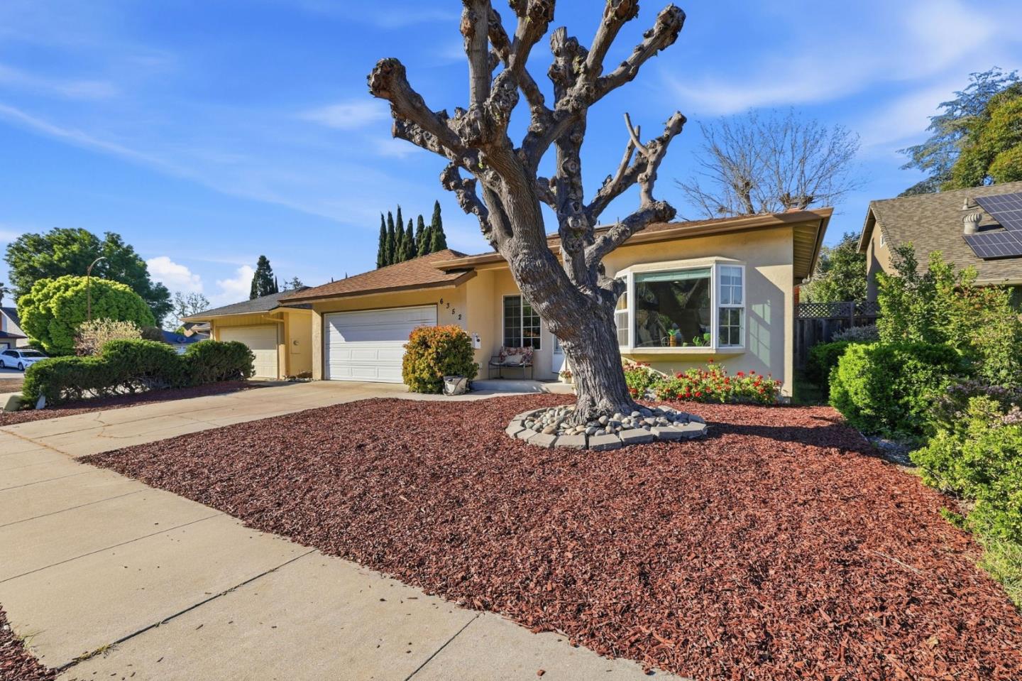 6352 Mayo Drive