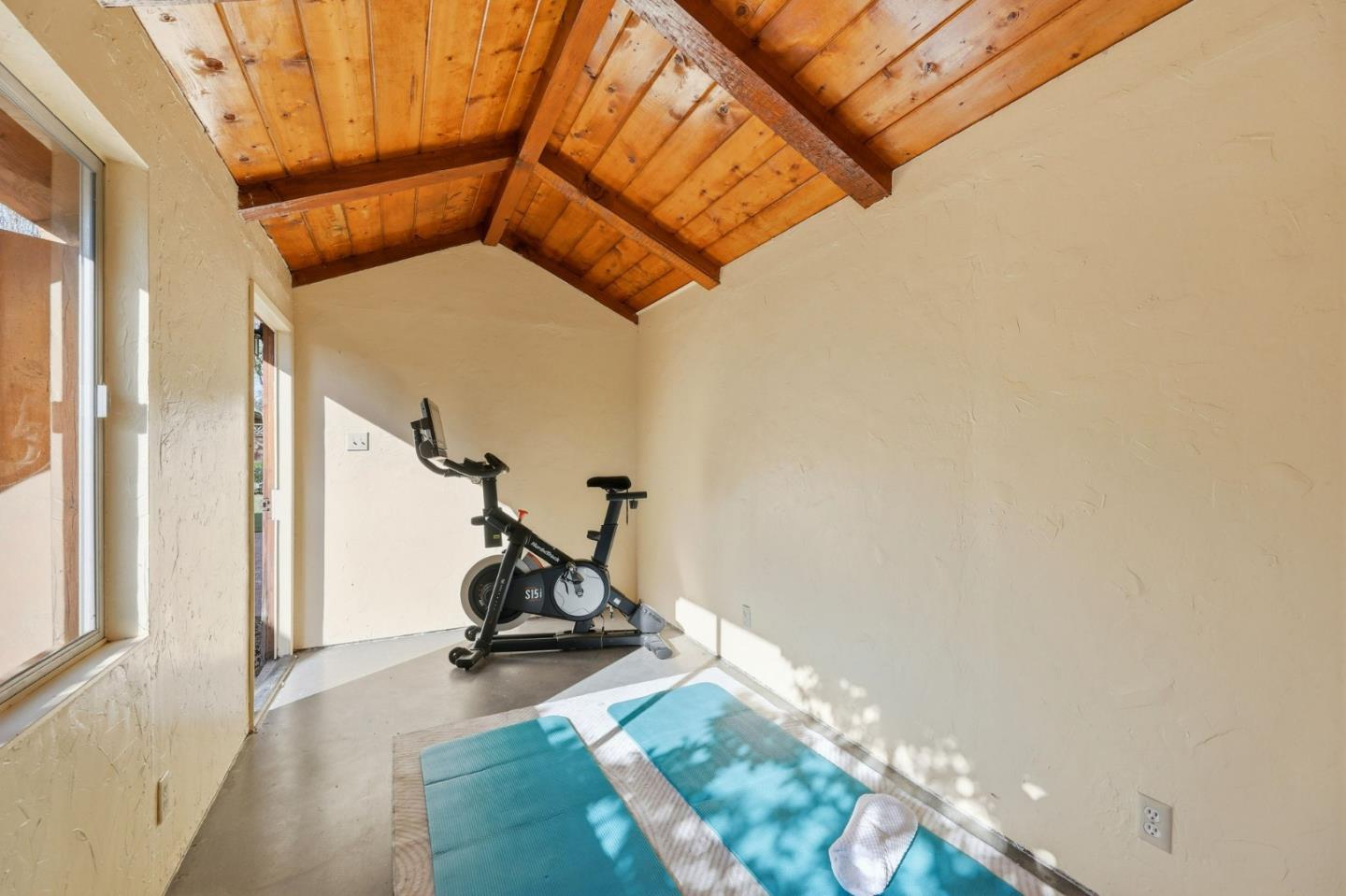 1396 Cordelia Avenue