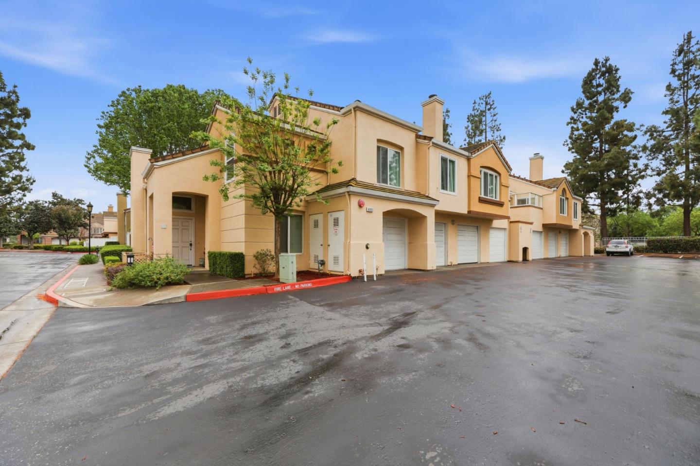 6995 Rodling Drive F