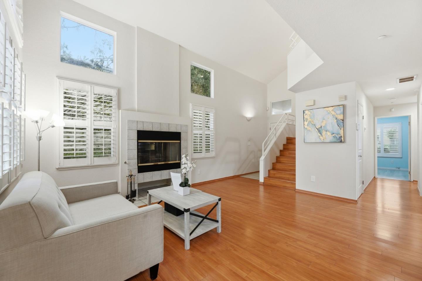 6995 Rodling Drive F