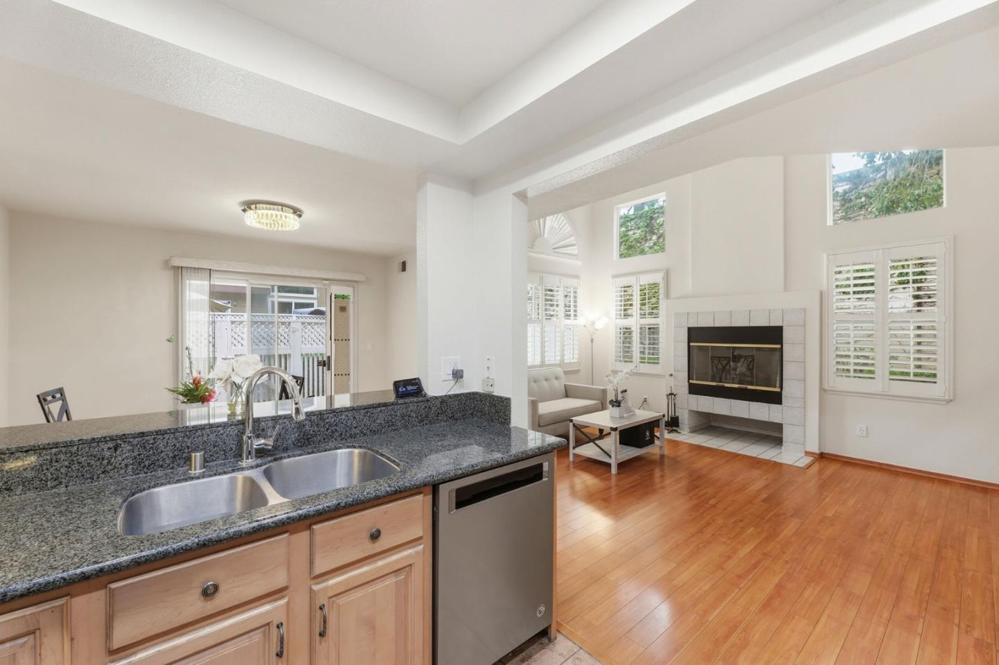 6995 Rodling Drive F