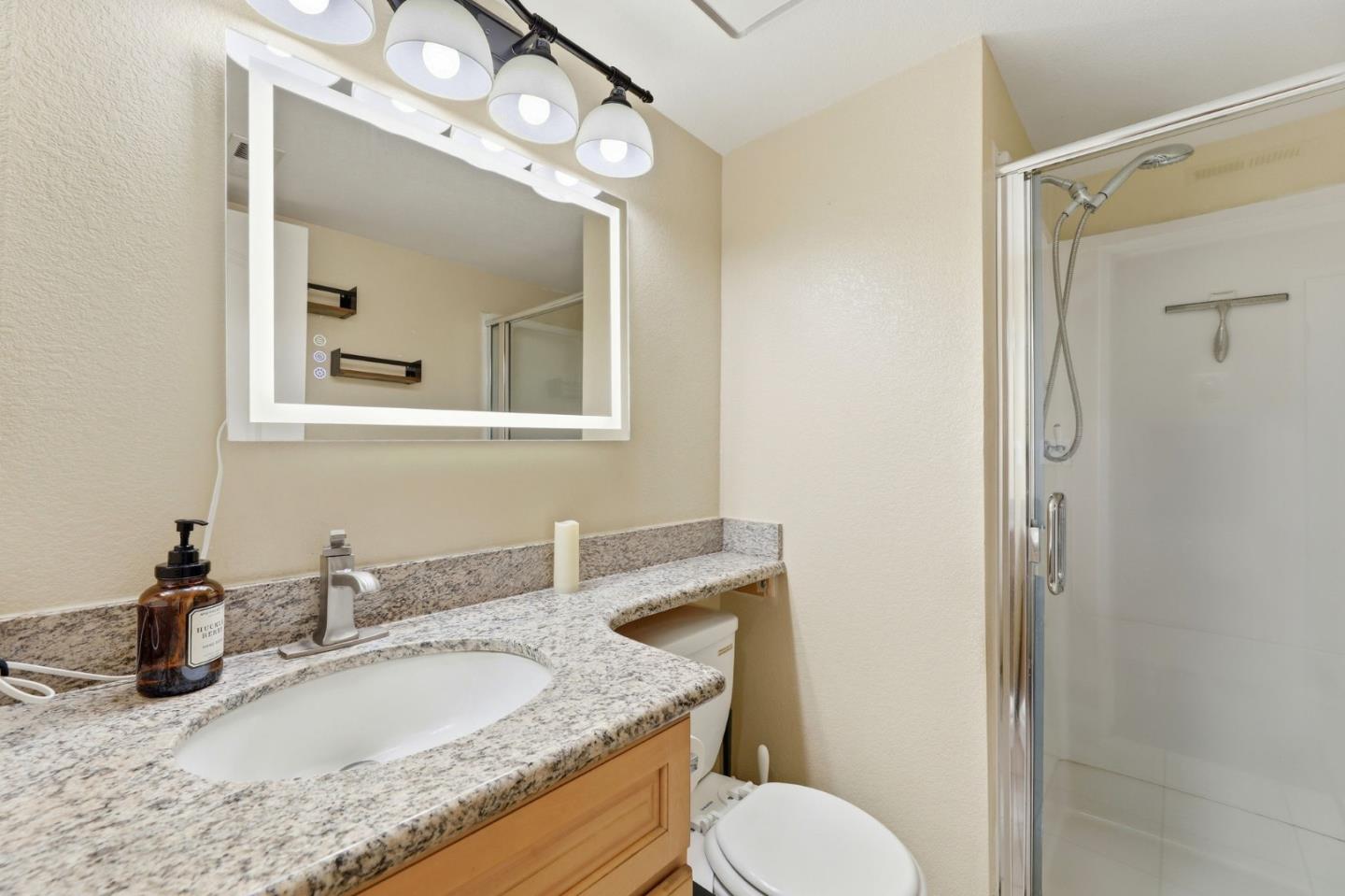 6995 Rodling Drive F