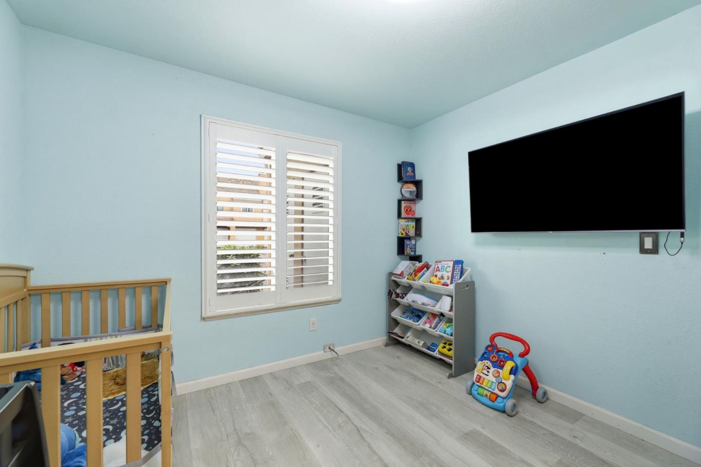 6995 Rodling Drive F