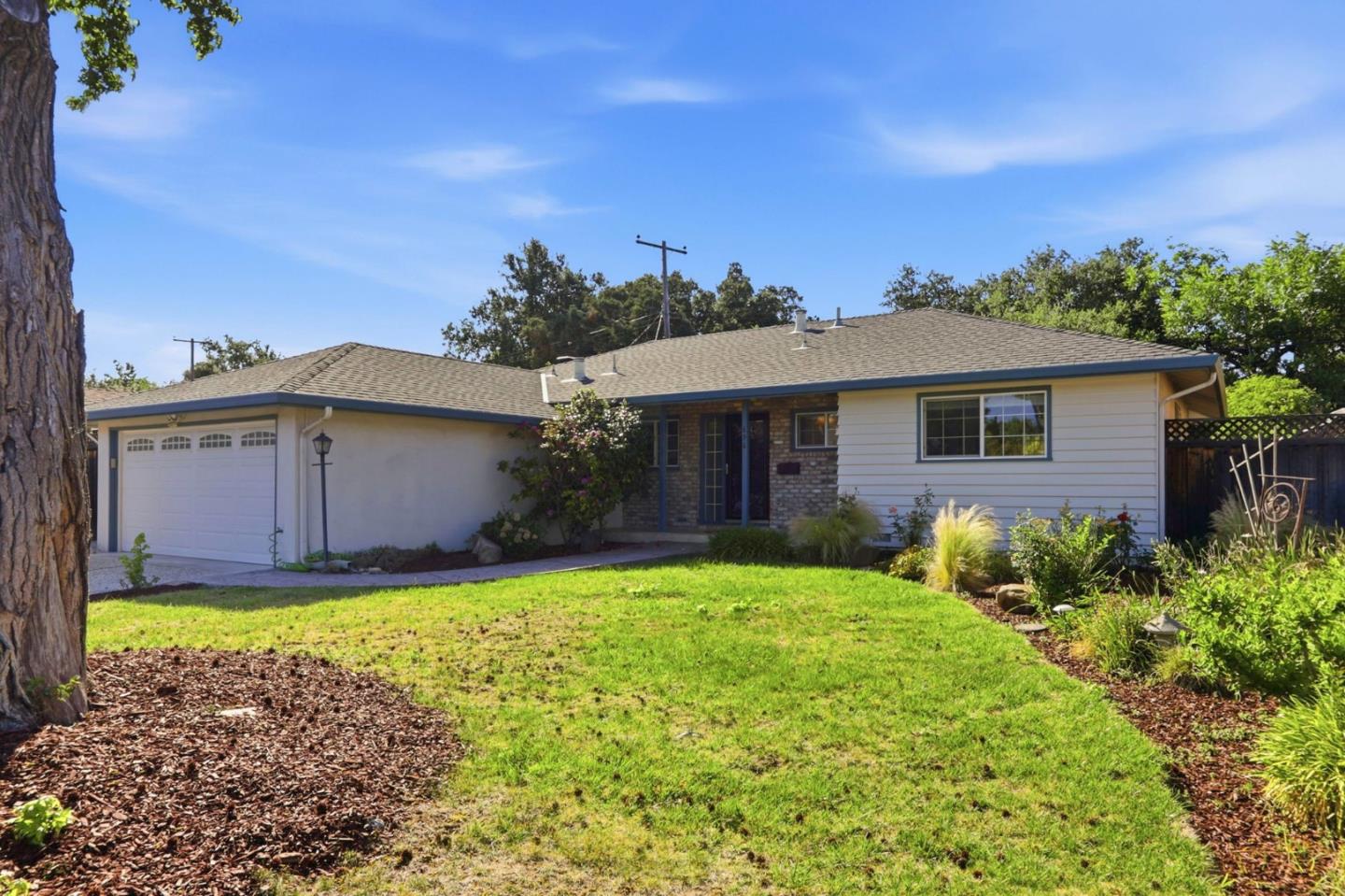 696 Giannini Drive