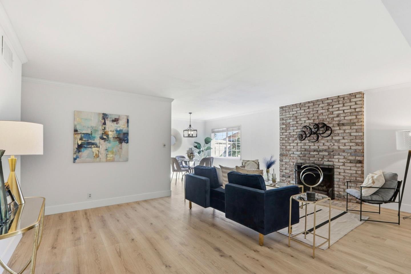 696 Giannini Drive
