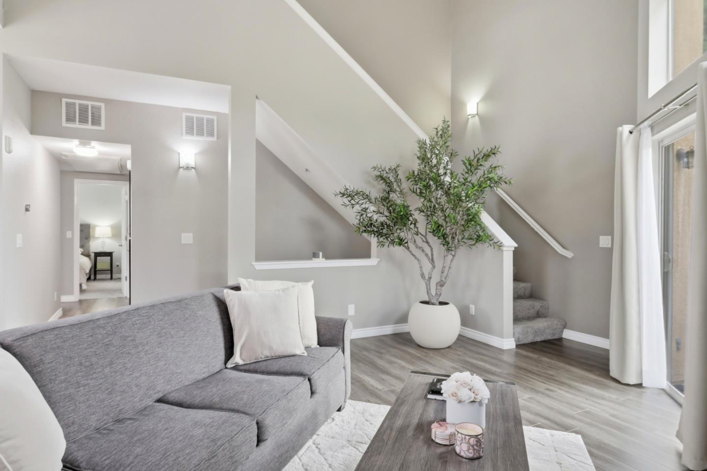 552 Cityscape Place