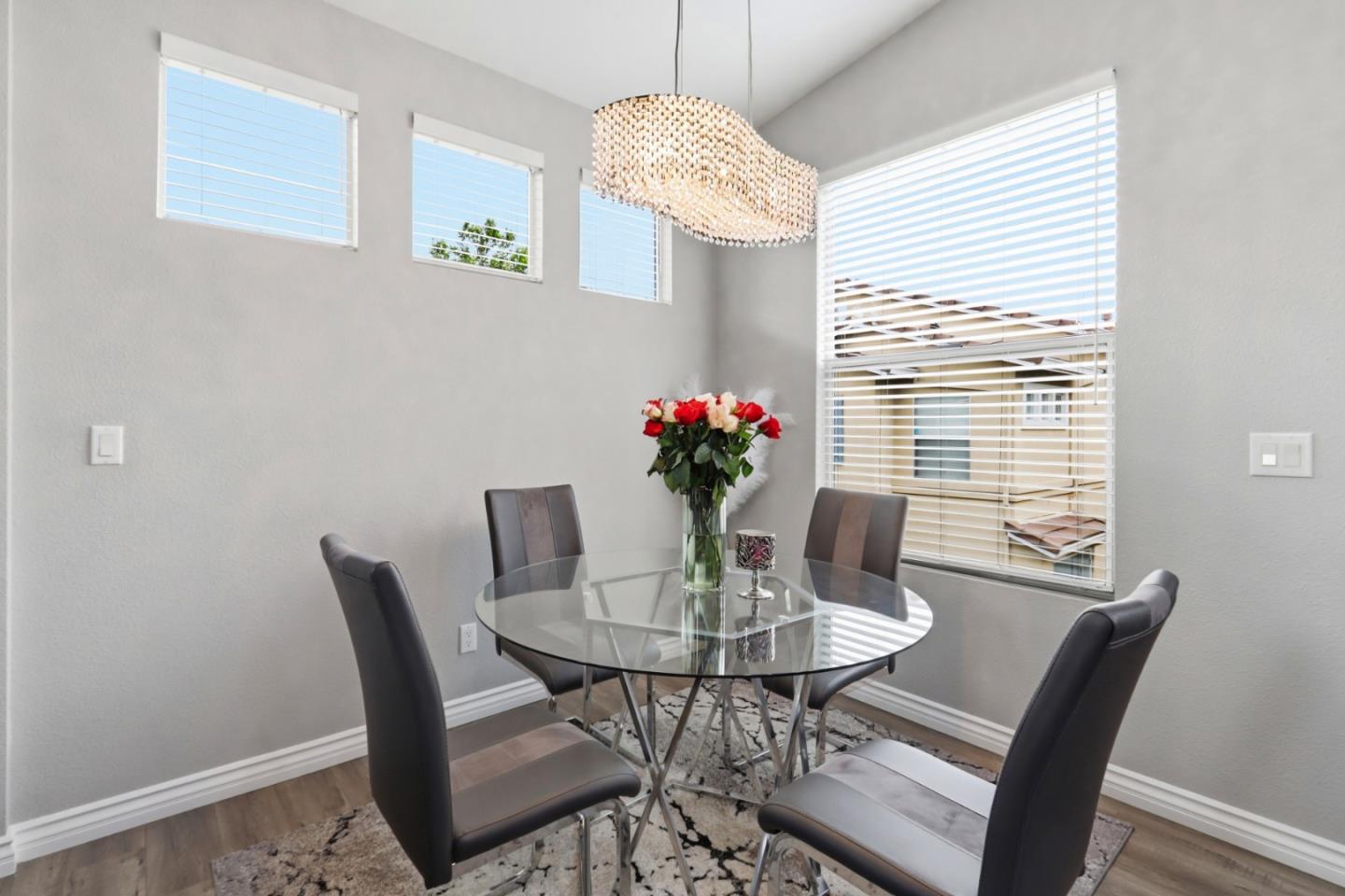 552 Cityscape Place