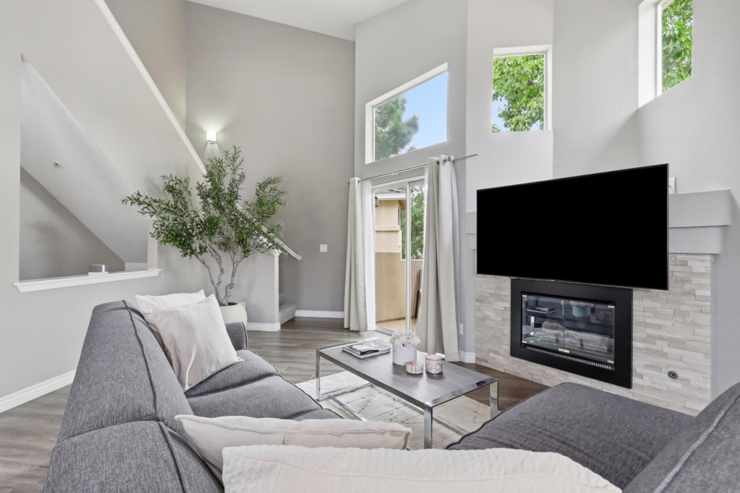 552 Cityscape Place