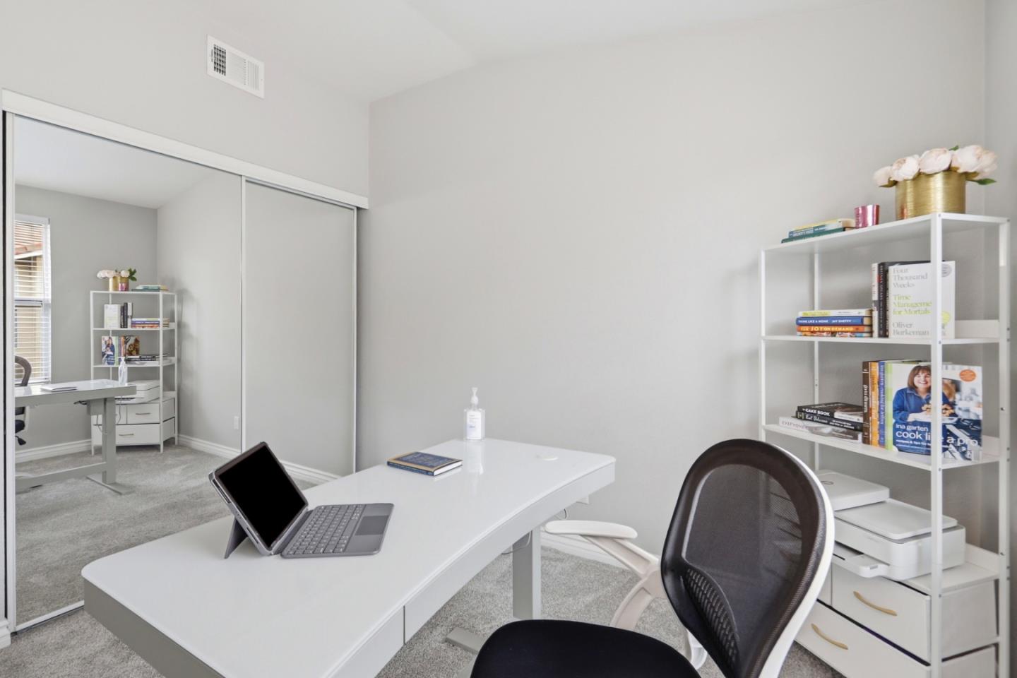 552 Cityscape Place