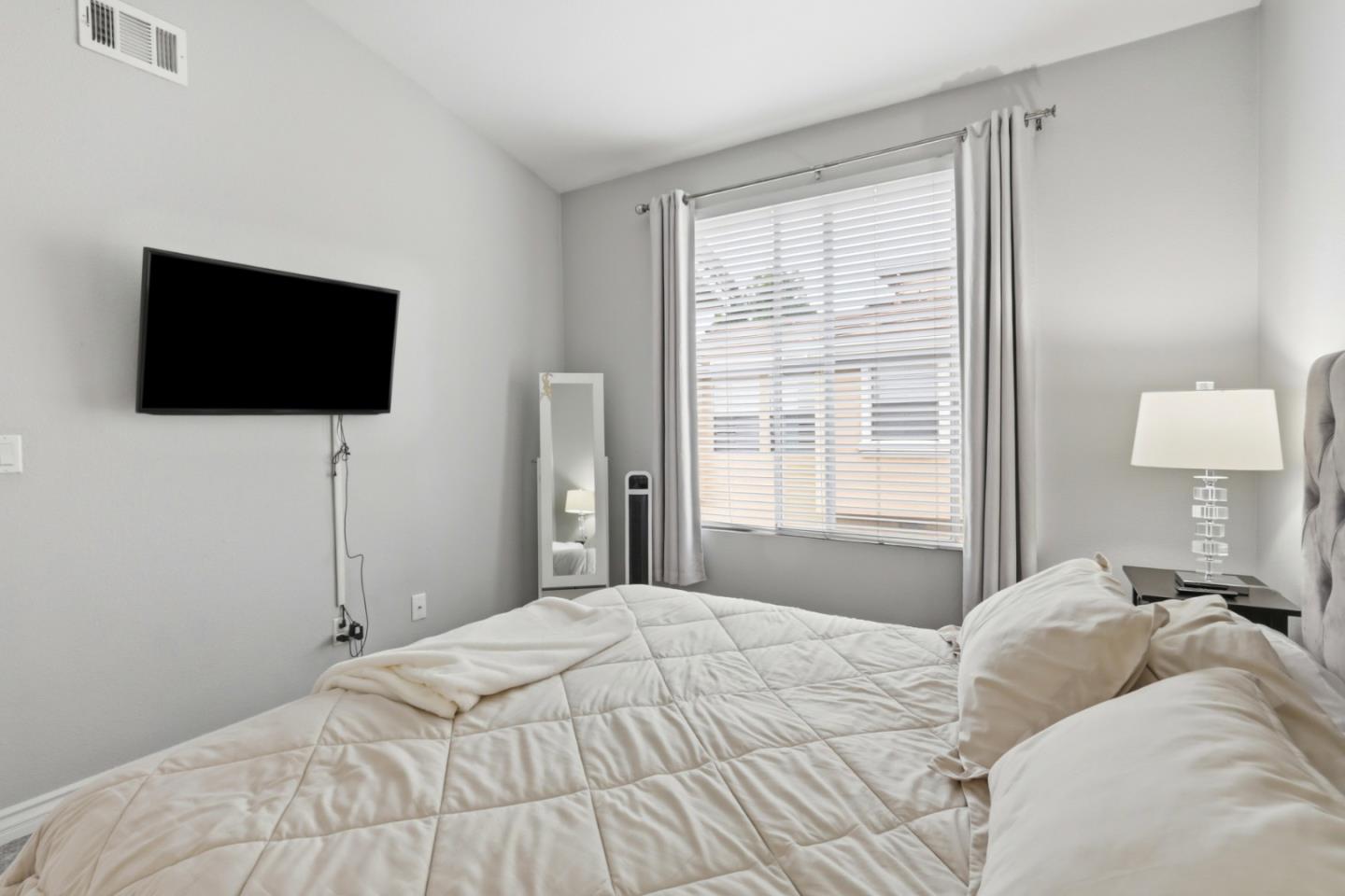 552 Cityscape Place