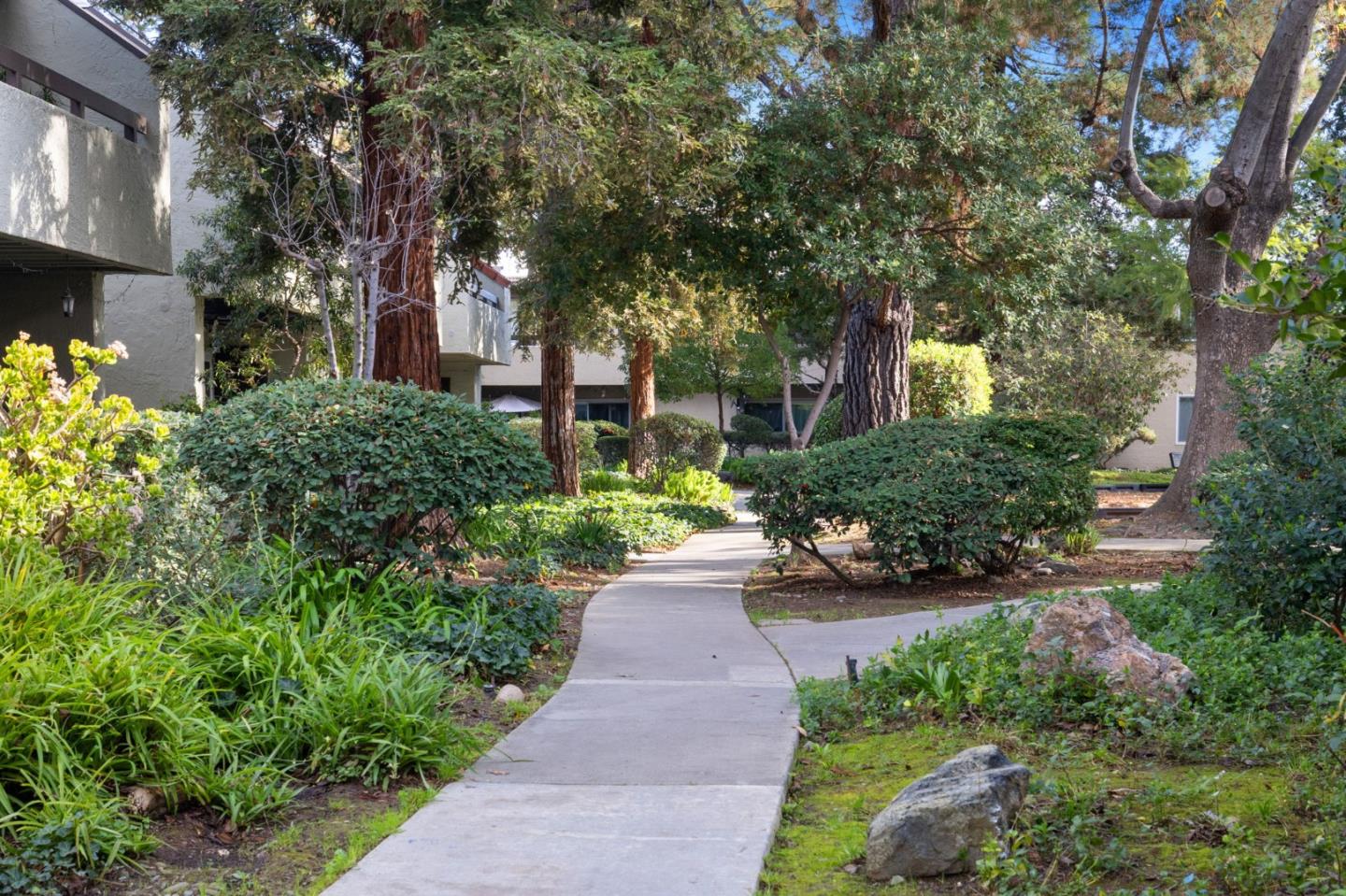 305 Tradewinds Drive 7