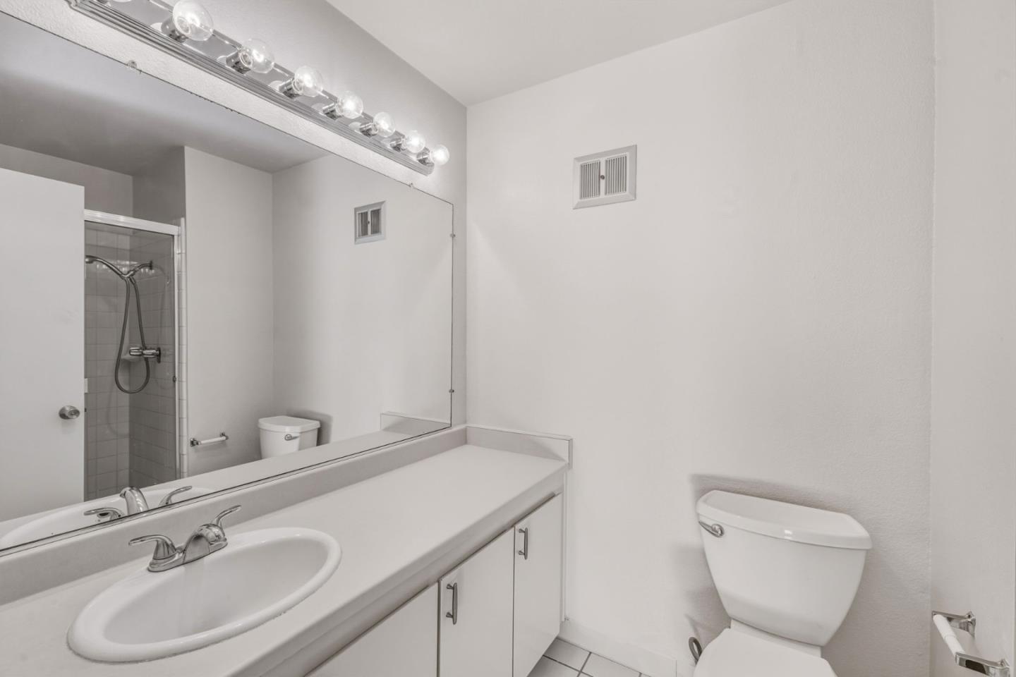 305 Tradewinds Drive 7