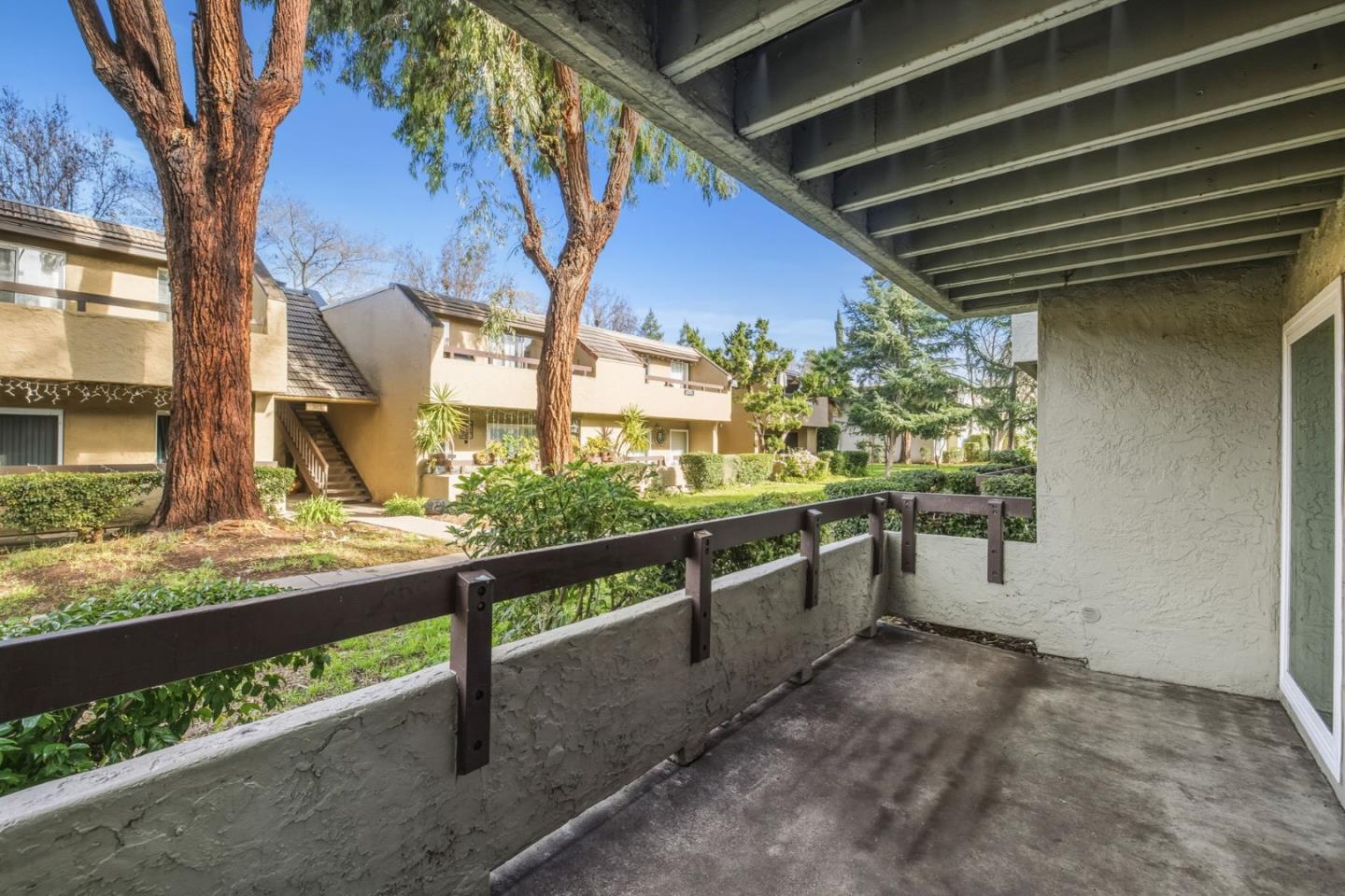 305 Tradewinds Drive 7