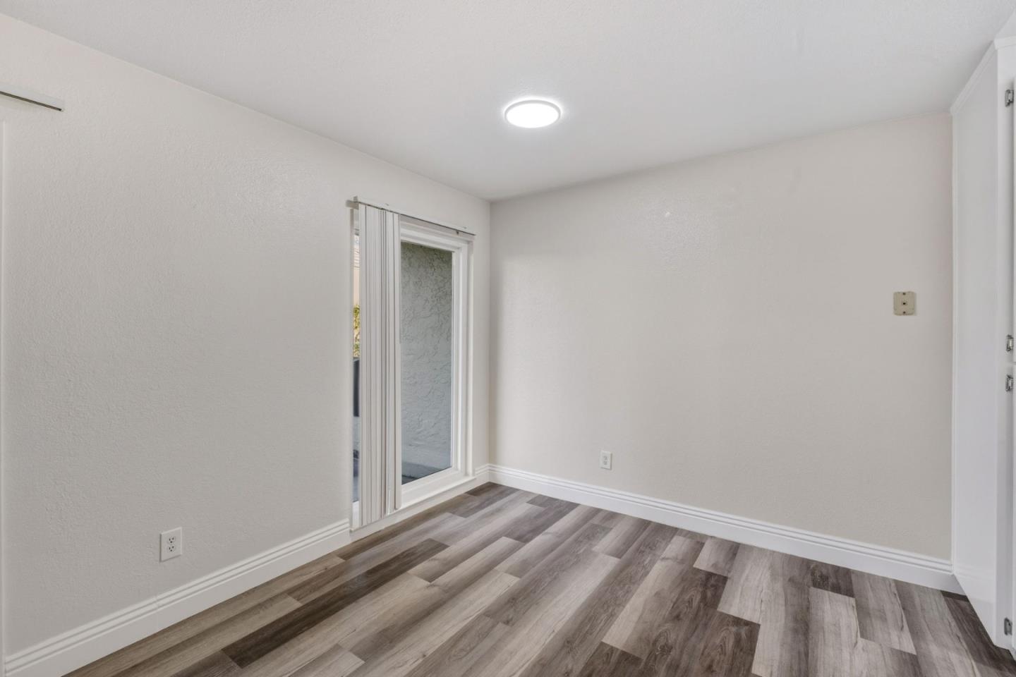 305 Tradewinds Drive 7