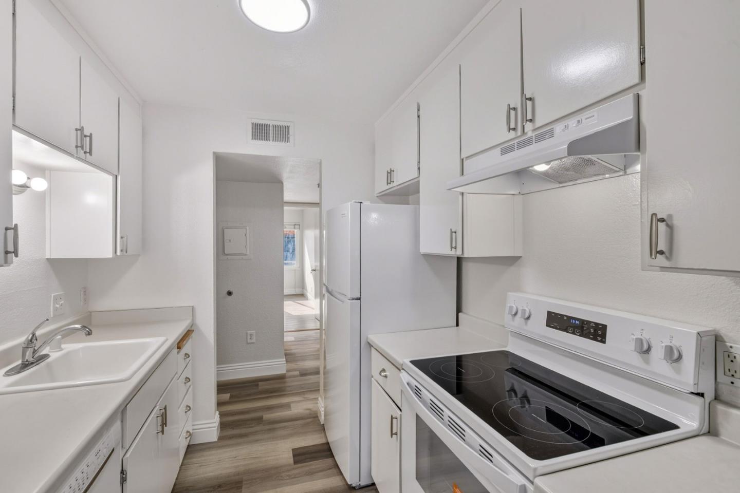 305 Tradewinds Drive 7