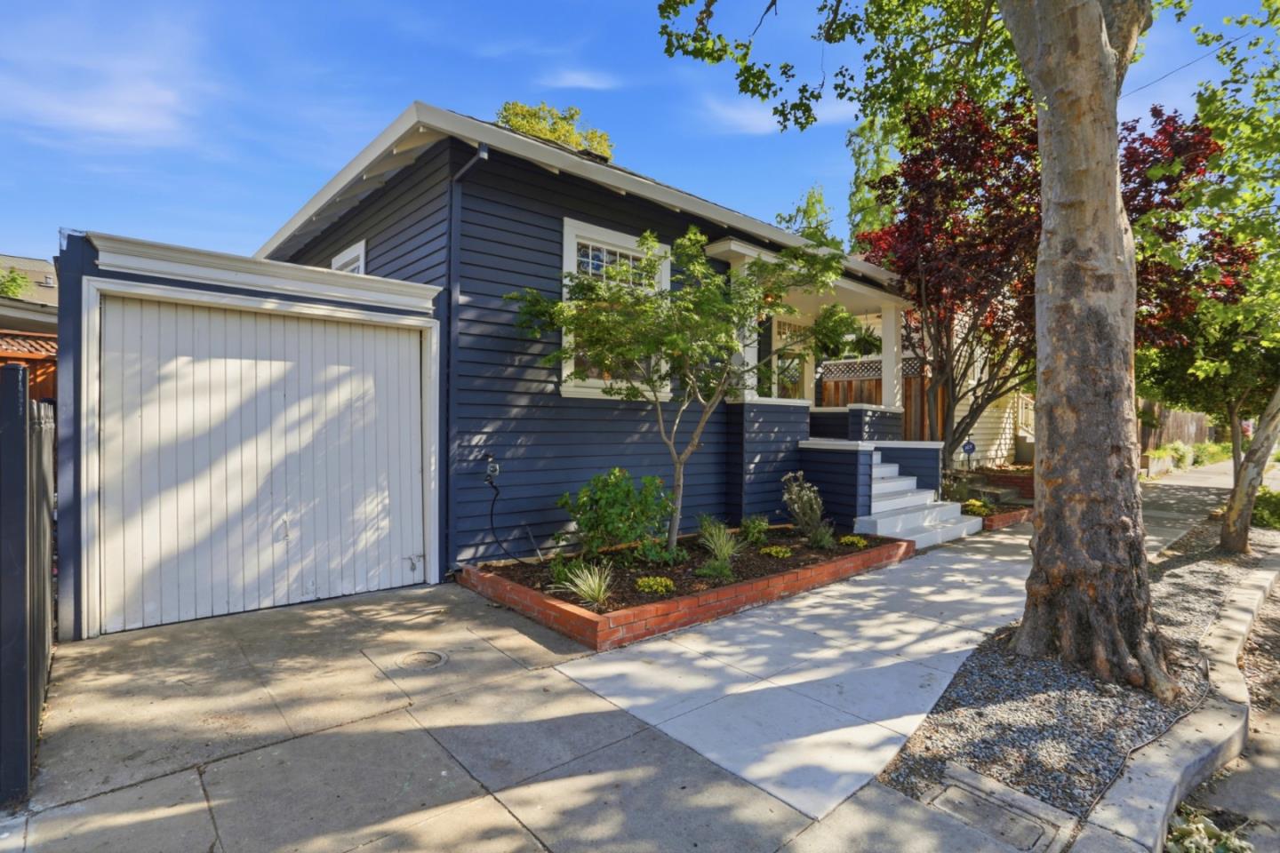 232 Washington Street