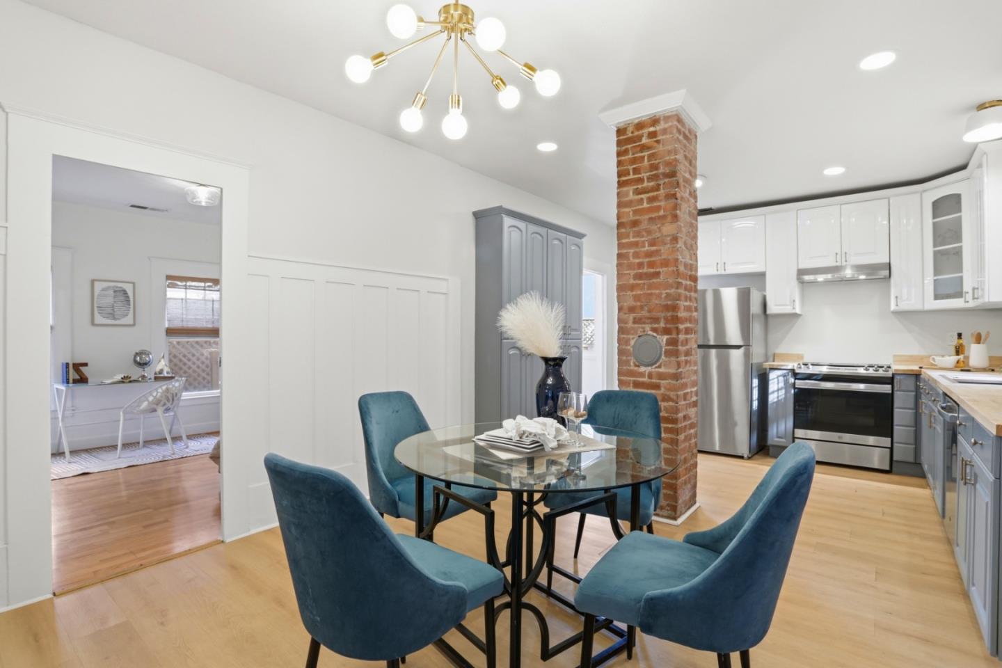 232 Washington Street