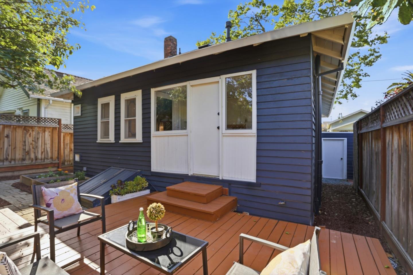 232 Washington Street