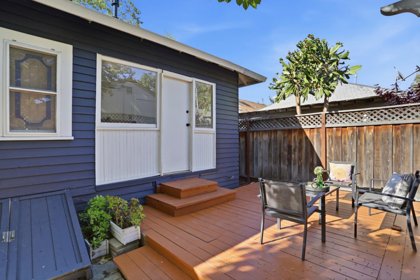 232 Washington Street