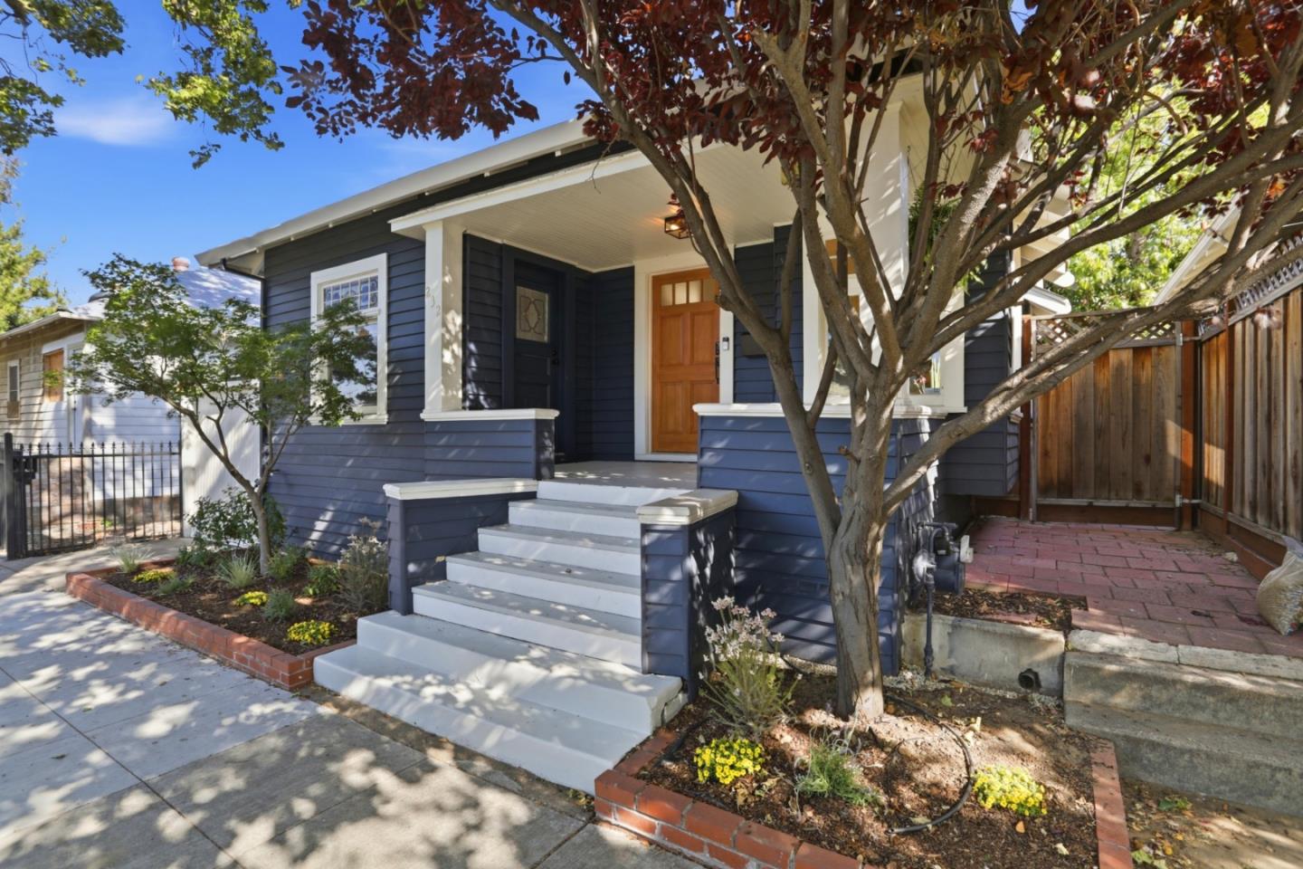 232 Washington Street