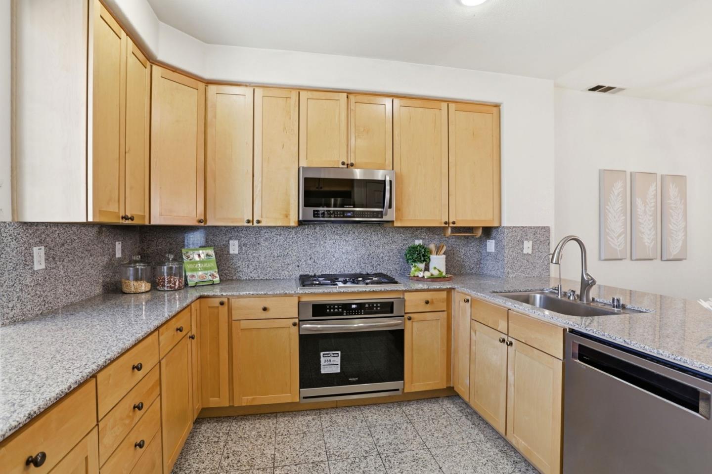 1637 Mabury Road