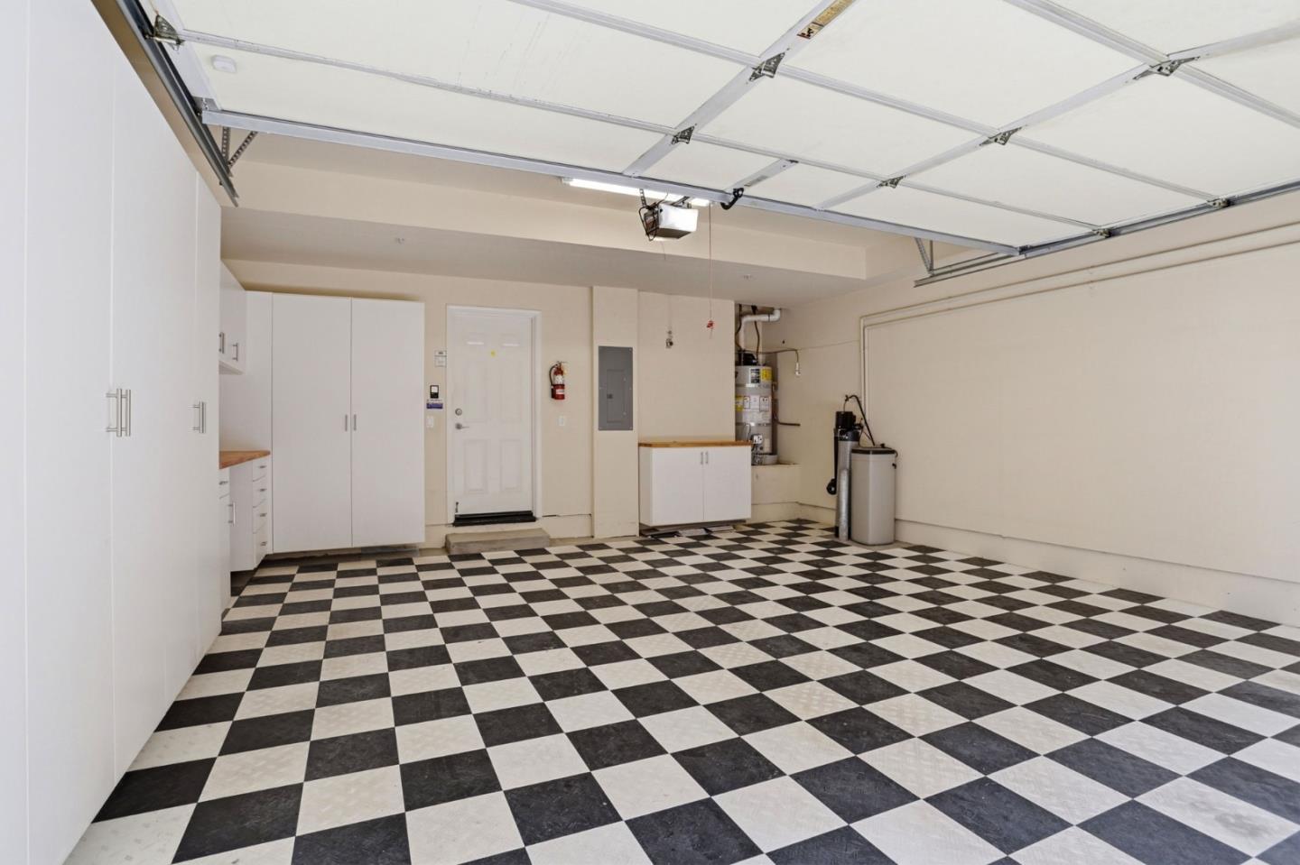 1637 Mabury Road