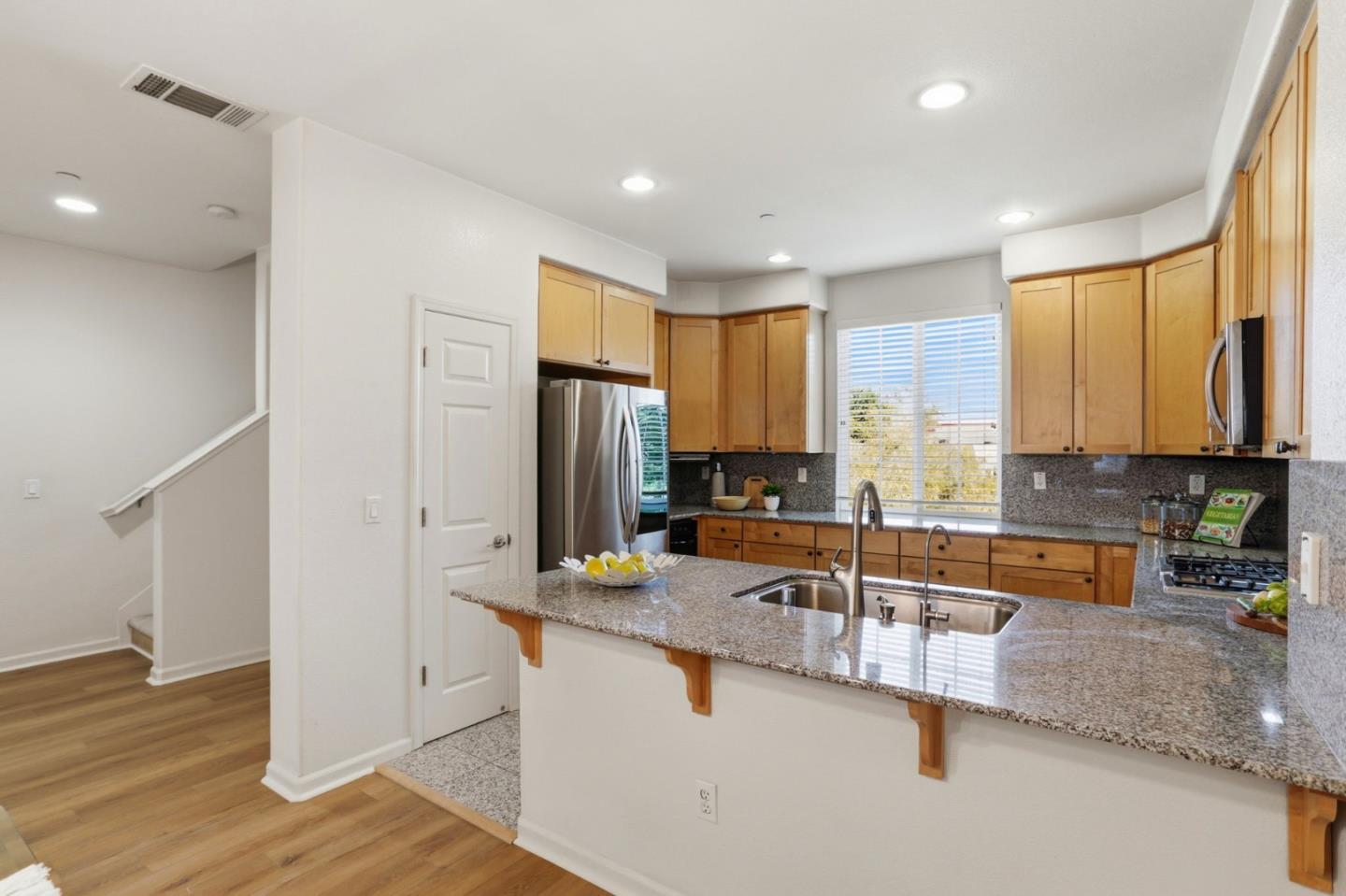 1637 Mabury Road