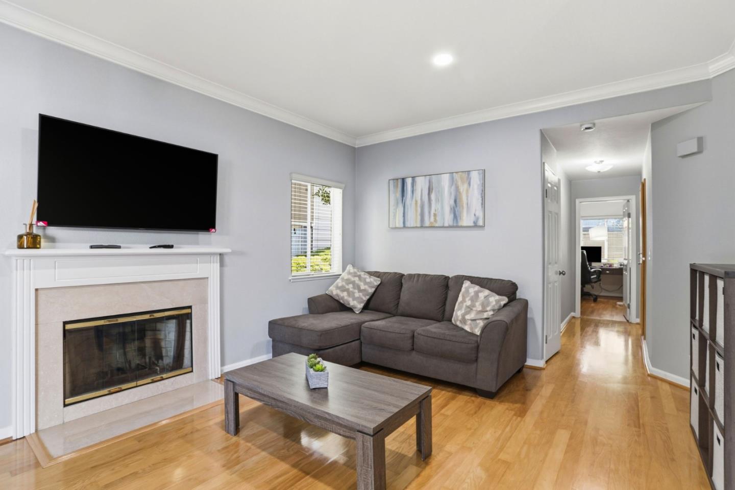 2968 Moorpark Avenue 17