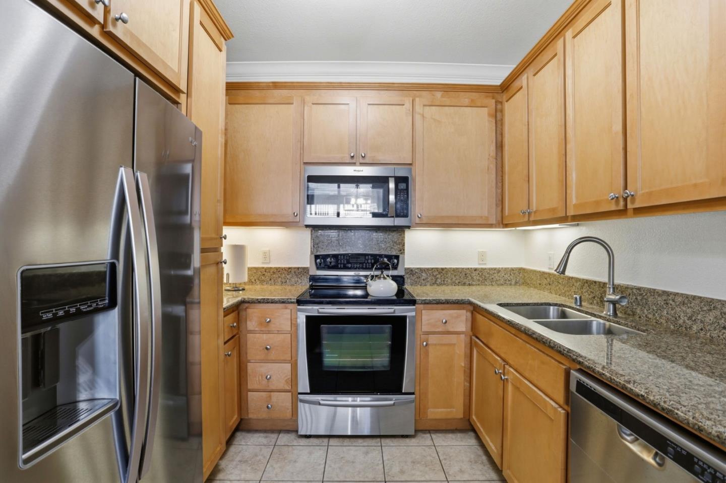 2968 Moorpark Avenue 17