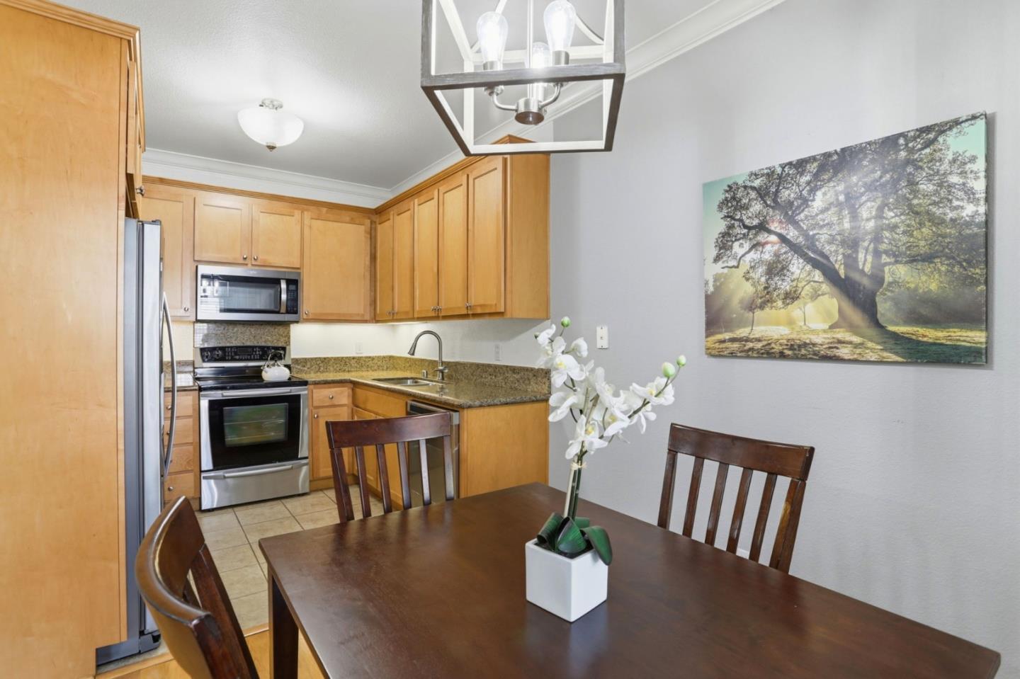 2968 Moorpark Avenue 17