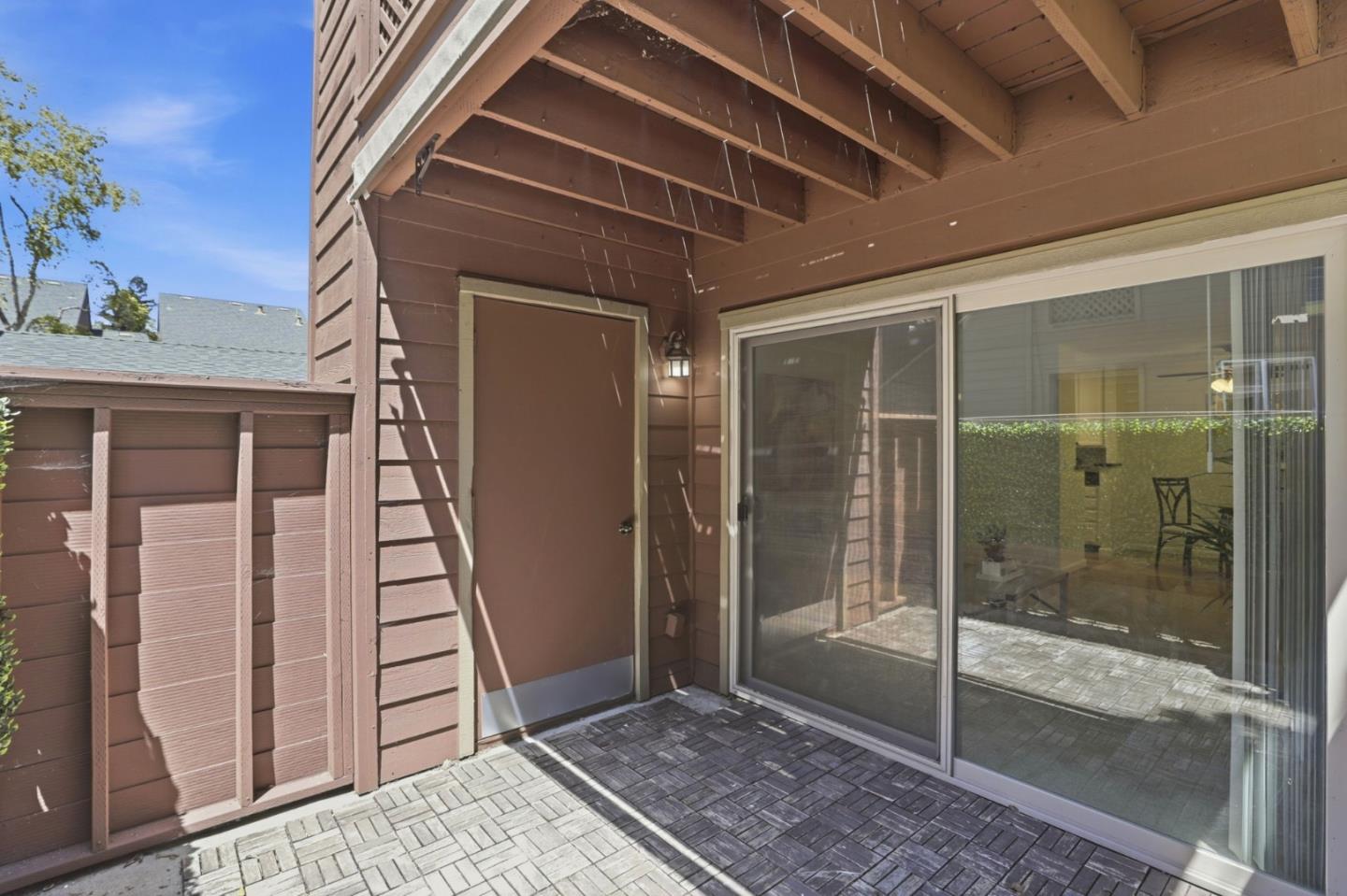 945 Catkin Court
