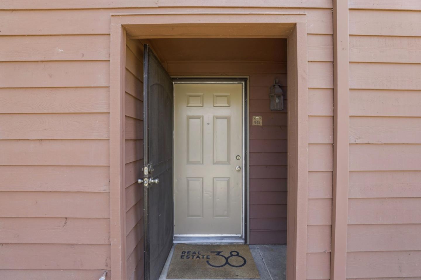 945 Catkin Court