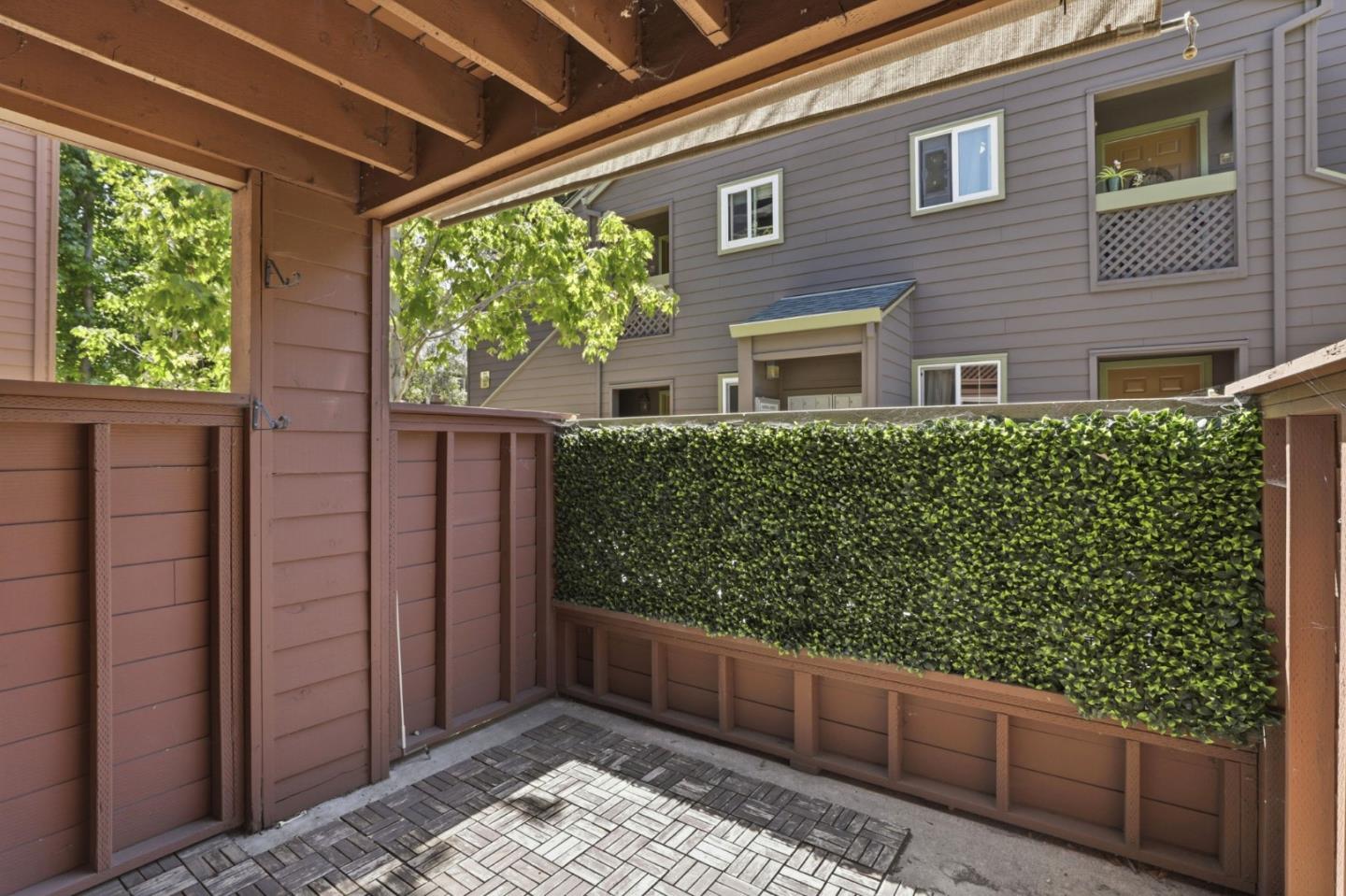 945 Catkin Court