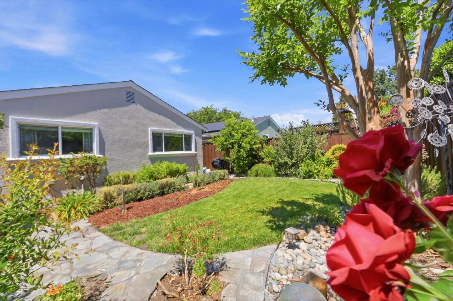 6246 Gunter Way