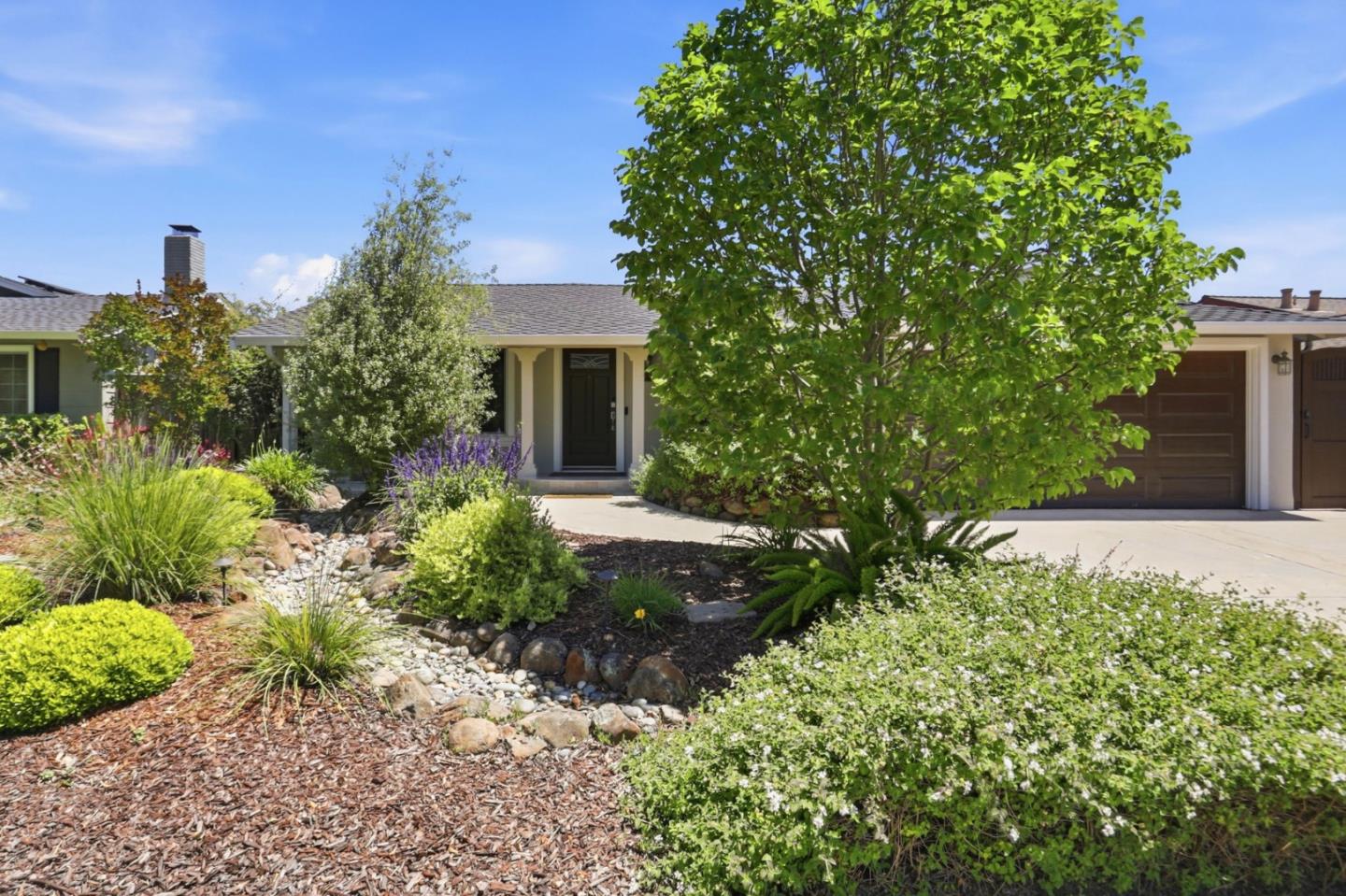 6246 Gunter Way