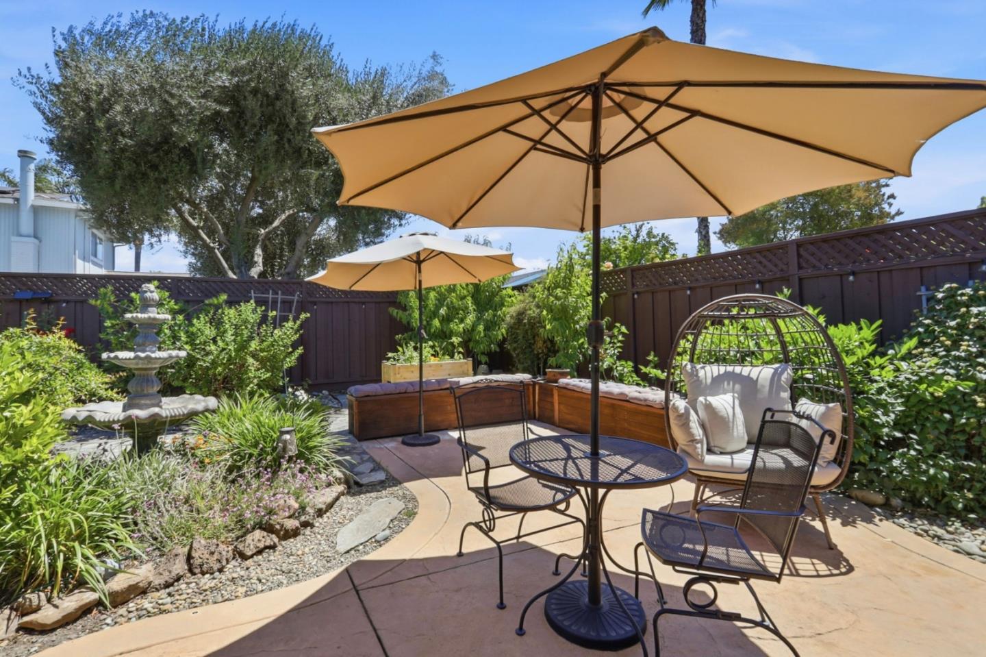6246 Gunter Way