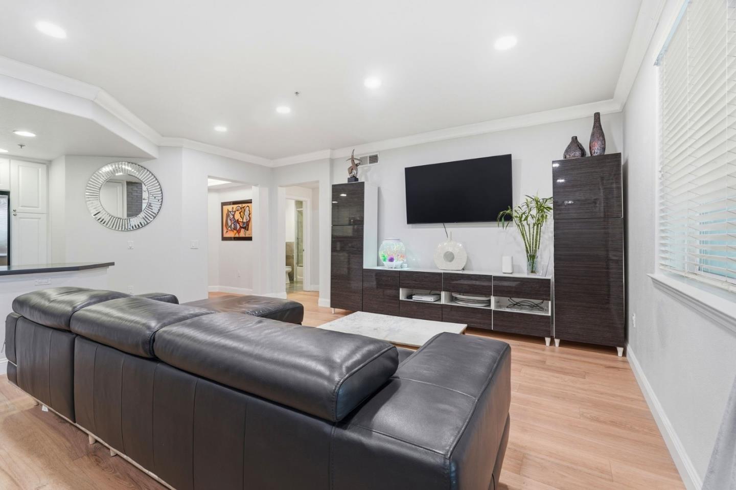 809 Auzerais Avenue 146