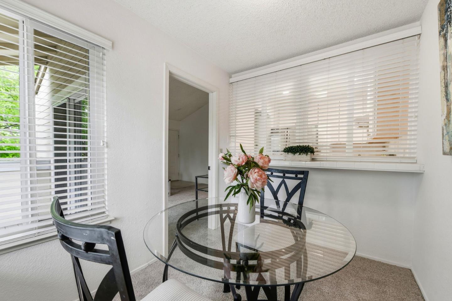 2386 Balme Drive