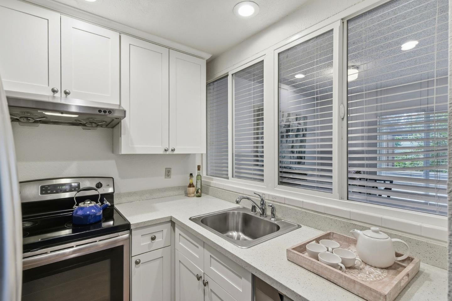2386 Balme Drive