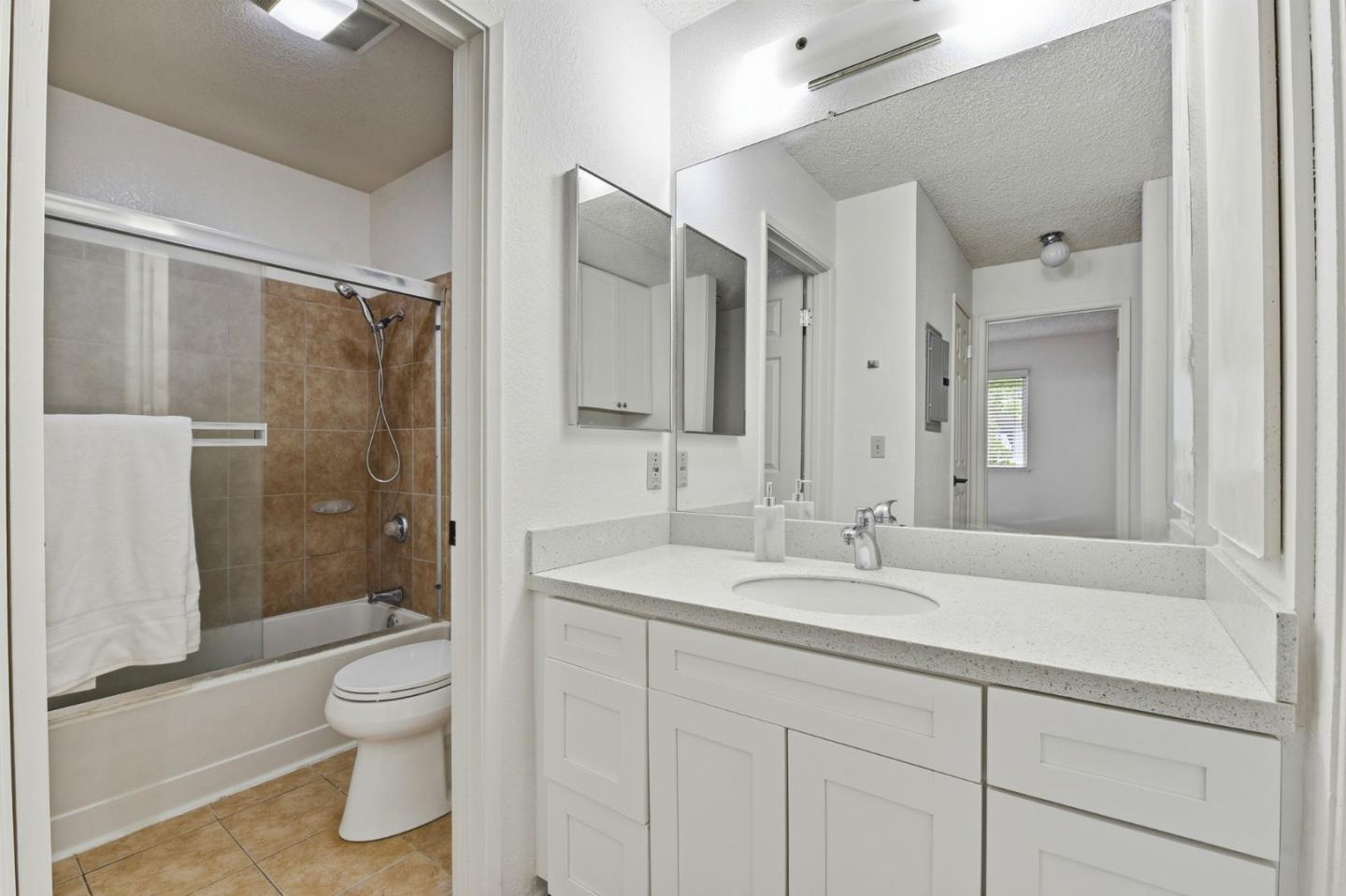 2386 Balme Drive