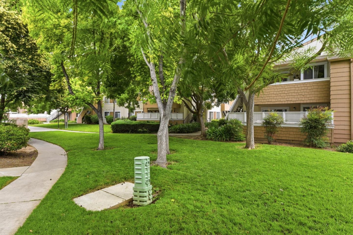 2386 Balme Drive