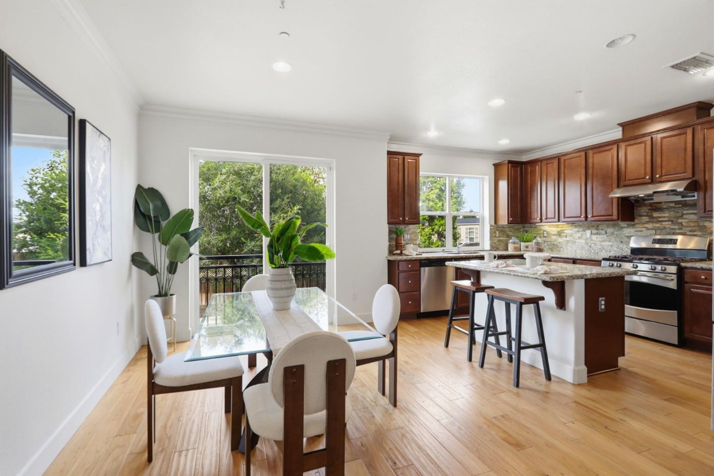 349 Esfahan Court